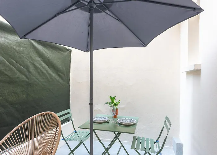 Charming Studio With Terrace - Near Montmartre